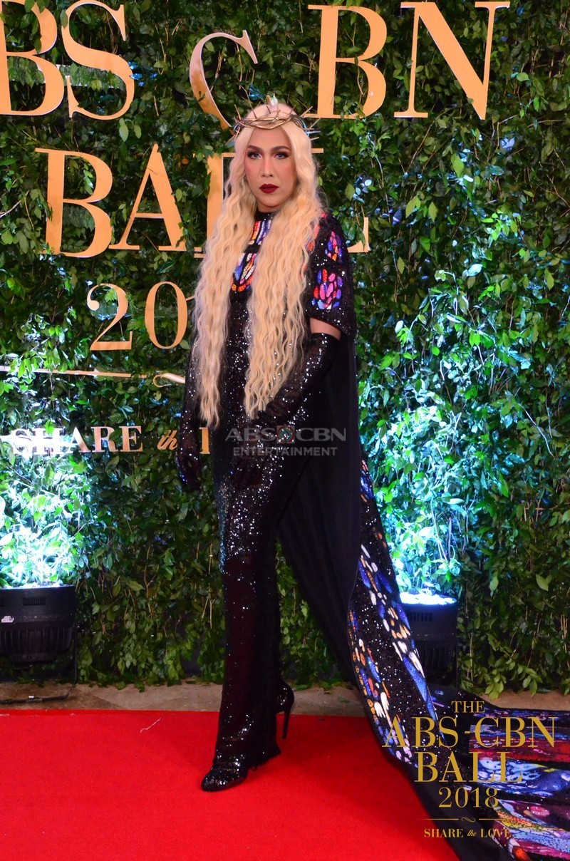 PHOTOS: Vice Ganda's unkabogable outfits at the ABS-CBN Ball 2018