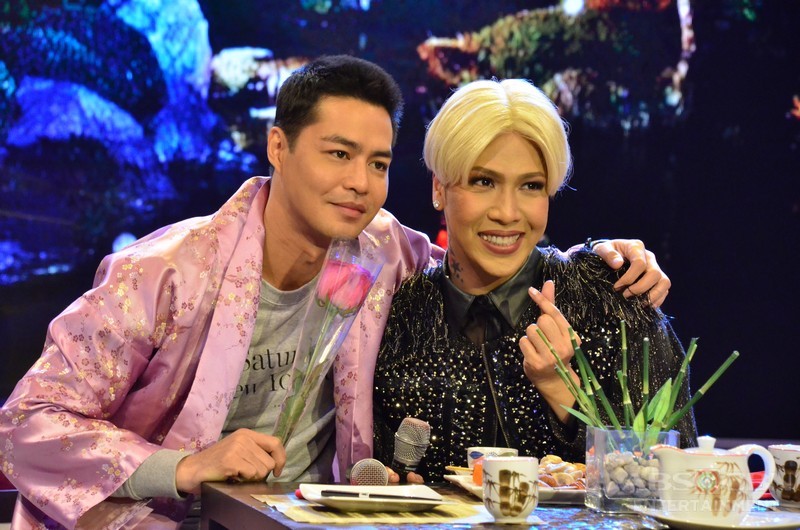 Look 11 Photos Of Vice Ganda With His Celebrity Crush Abs Cbn Entertainment