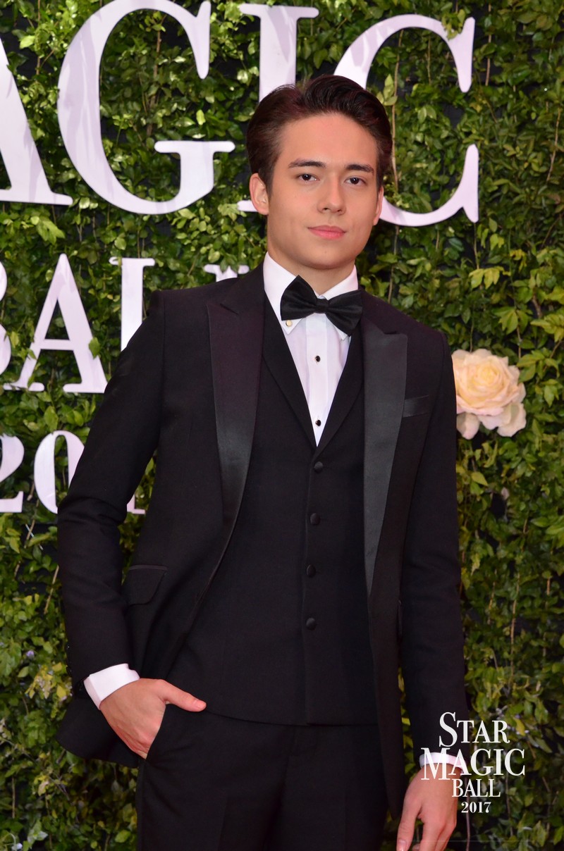 PHOTOS It’s Showtime’s Hashtags and GirlsTrends rock the Star Magic