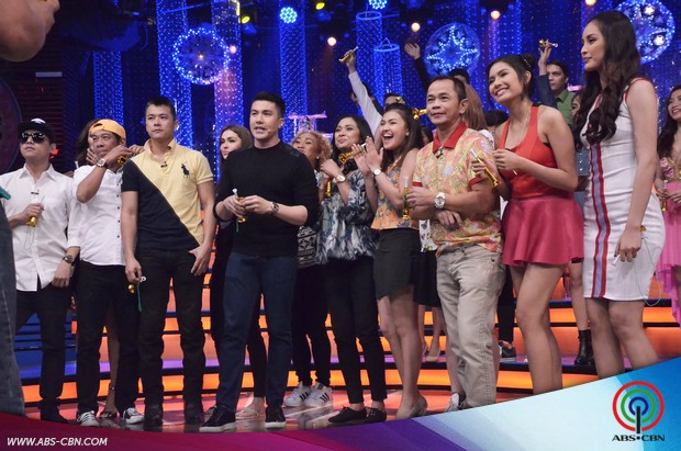 PHOTOS: Juris Fernandez and Gavin Lim on Kapamilya Deal or No Deal ...