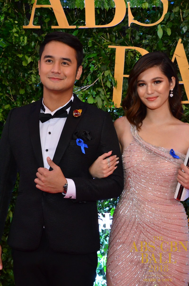 Araw gabi cast