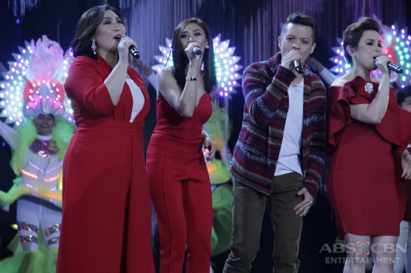 Over 200 ABSCBN stars unite as one big family in ABSCBN Christmas