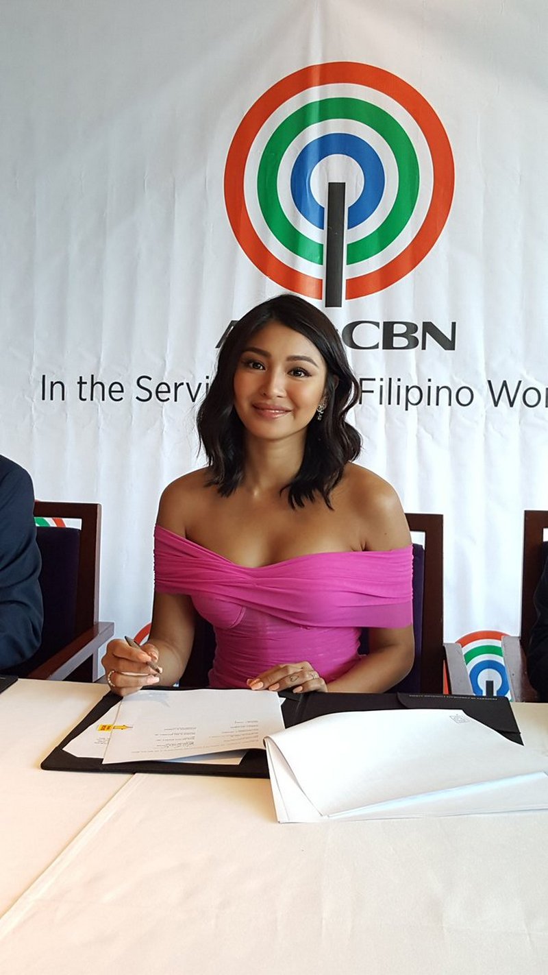 Photos Nadine Lustre Renews Contract With Abs Cbn Abs Cbn Entertainment 5262
