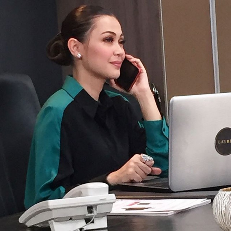 PHOTOS Boss Maam Lisa mode on for Jodi Sta Maria in Sana Dalawa Ang