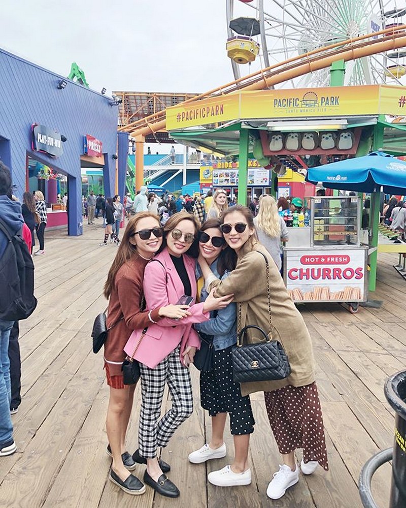 IN PHOTOS: Mga litrato ni Alex Gonzaga kasama ang kanyang matatalik na kaibigan
